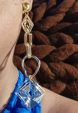 Load image into Gallery viewer, Handmade Abstract wire Metal Clip On Earrings gold
