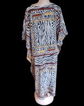 Load image into Gallery viewer, Animal Print Kaftan with Matching Earrings, Fits Up to 3XL
