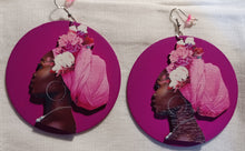 Load image into Gallery viewer, Rare Afrocentric Kaftan with Matching Earrings, Fits up to 3XL
