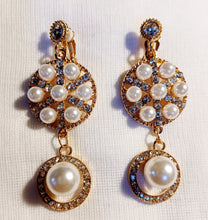 Load image into Gallery viewer, Handmade Faux Pearl and rhinestone Dangle Earrings Clip on
