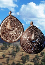 Load image into Gallery viewer, Extra large Hammered Metal  Hoop Disc Clip On Earrings Silver
