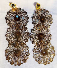 Load image into Gallery viewer, Extra Large Abstract Flower Clip On Earrings gold
