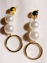 Load image into Gallery viewer, Handmade Faux Pearl  Clip On Earrings gold
