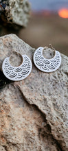 Load image into Gallery viewer, Wood and Metal Hoop Earrings white

