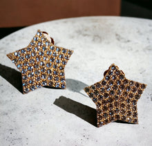 Load image into Gallery viewer, Rhinestone  Star Stud Cluster Clip On Earrings gold

