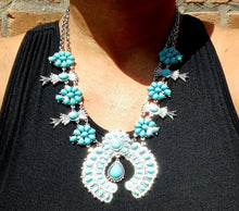 Load image into Gallery viewer, Vintage Style Turquoise Squash Blossom Necklace and Clip On Earrings

