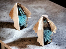 Load image into Gallery viewer, Medium sized Silver Cluster Stud Clip On Earrings
