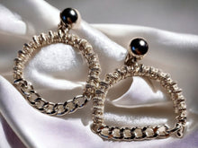Load image into Gallery viewer, Small Metal Chain  and rhinestone Dangle Clip On Earrings
