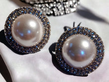 Load image into Gallery viewer, Large Classic Pearl Stud and rhinestone Clip On Earrings Large style
