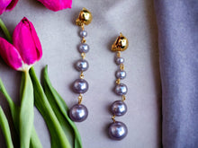 Load image into Gallery viewer, Faux Pearl  Dangle Earrings Clip on rare color

