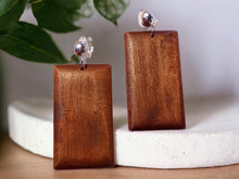 Load image into Gallery viewer, Classic Natural wood dangle Earrings Clip on
