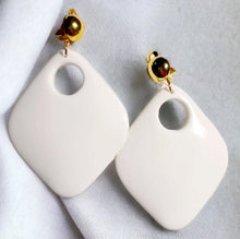 Load image into Gallery viewer, Chunky Handmade Acrylic Hoop Clip On Earrings off white

