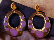 Load image into Gallery viewer, Gold Metal  Hoop Clip On Earrings
