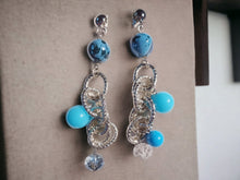 Load image into Gallery viewer, Handmade Chain and crystal cluster Clip On Earrings
