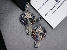 Load image into Gallery viewer, Handmade Hammered Metal  Hoop Disc Clip On Earrings Silver
