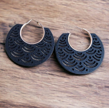 Load image into Gallery viewer, Wood and Metal Hoop Earrings Black

