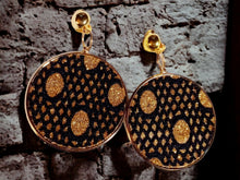 Load image into Gallery viewer, Handmade glitter Clip On Earrings Gold
