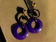 Load image into Gallery viewer, Vintage Handmade Acrylic Hoop Clip On Earrings purple
