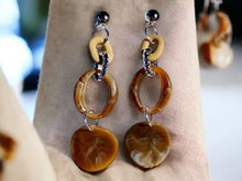 Load image into Gallery viewer, Handmade Chunky Acrylic Chain Earrings Clip On brown
