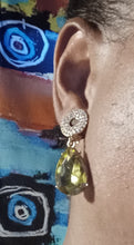 Load image into Gallery viewer, Rhinestone cluster Clip On Earrings gold Aurora borialis
