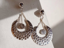 Load image into Gallery viewer, Hammered Metal Hoop Clip On Earrings Silver
