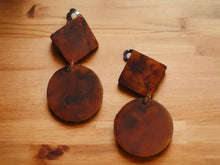 Load image into Gallery viewer, Minimalist small acrylic Clip on Earrings
