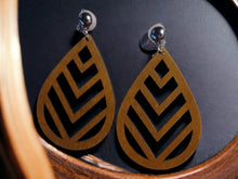 Load image into Gallery viewer, Minimalist Geometric Wooden Clip on Earrings
