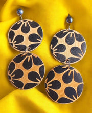 Load image into Gallery viewer, Handmade Artsy boho flower Earrings (pierced ears)
