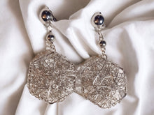 Load image into Gallery viewer, Handmade Abstract Wire Dangle Clip On  Earrings
