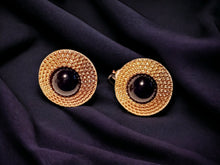 Load image into Gallery viewer, Gold Cluster Stud Clip On Earrings
