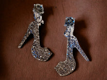 Load image into Gallery viewer, Small High Heel Statement Clip On Earrings silver
