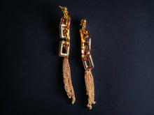 Load image into Gallery viewer, Handmade avant garde Acrylic and chain Clip On Earrings
