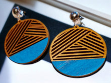 Load image into Gallery viewer, Natural Wood Geometric Design Earrings Clip on
