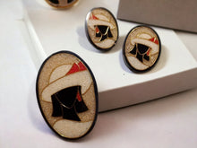 Load image into Gallery viewer, Vintage Handmade Cameo Clip On Earrings and matching Brooch rare set
