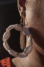 Load image into Gallery viewer, Handmade Gold Metal Cowrie Shell Hoop Clip On Earrings
