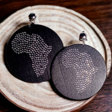Load image into Gallery viewer, Large Wood and rhinestone Africa Clip On Earrings
