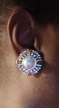 Load image into Gallery viewer, Large Rhinestone Stud Cluster Clip On Earrings
