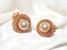Load image into Gallery viewer, Large Classic Pearl Stud Clip On Earrings
