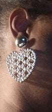 Load image into Gallery viewer, Acrylic beaded Heart  Clip On Earrings Silver
