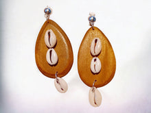 Load image into Gallery viewer, Handmade Wood and Cowrie Clip On Dangle Earrings
