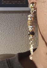 Load image into Gallery viewer, Handmade Nefertiti charm Dangle Clip On Earrings
