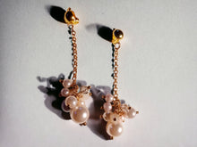 Load image into Gallery viewer, Handmade Faux Pearl  Dangle Clip On Earrings 4 inch
