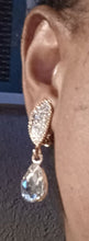 Load image into Gallery viewer, Handmade Rhinestone Clip On Earrings Gold
