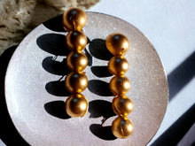 Load image into Gallery viewer, Custom wood Multi layer necklace and clip on earrings set
