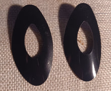 Load image into Gallery viewer, Minimalist crinkle Metal Earrings (pierced ears)
