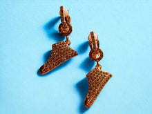 Load image into Gallery viewer, Blingy Pop art Sneaker Design Clip On Earrings gold
