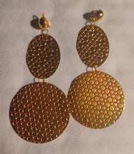Load image into Gallery viewer, Extra large Hammered Metal Disc Clip On Earrings gold
