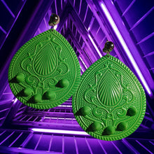 Load image into Gallery viewer, Extra large Neon Hammered Metal Spiked Disc Clip On Earrings neon green 5 inch
