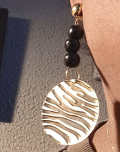 Load image into Gallery viewer, Hammered Metal Boho Disc Clip On Earrings gold/black
