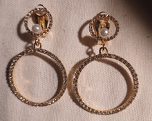 Load image into Gallery viewer, Rhinestone Hoop Clip On Earrings gold
